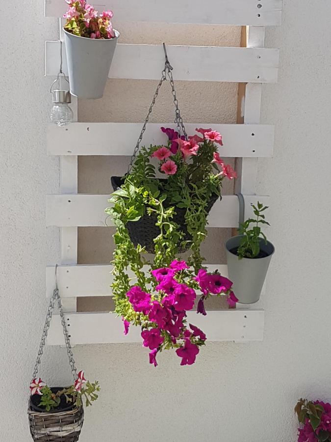 Apartment Mirjana Makarska Ngoại thất bức ảnh