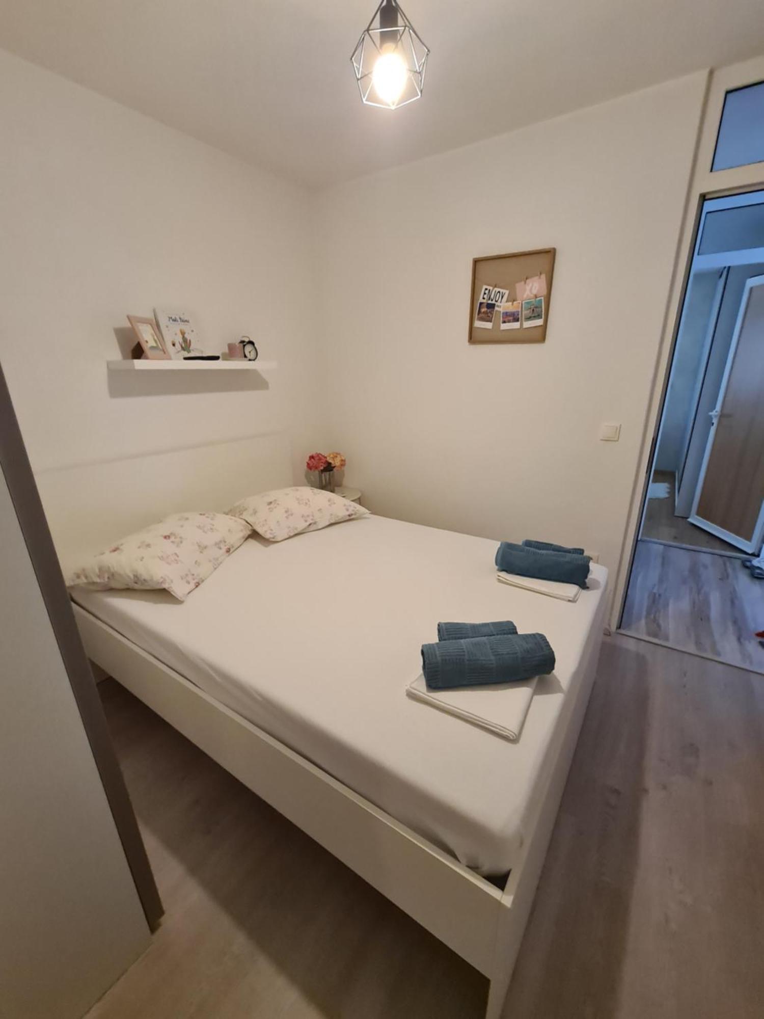 Apartment Mirjana Makarska Ngoại thất bức ảnh