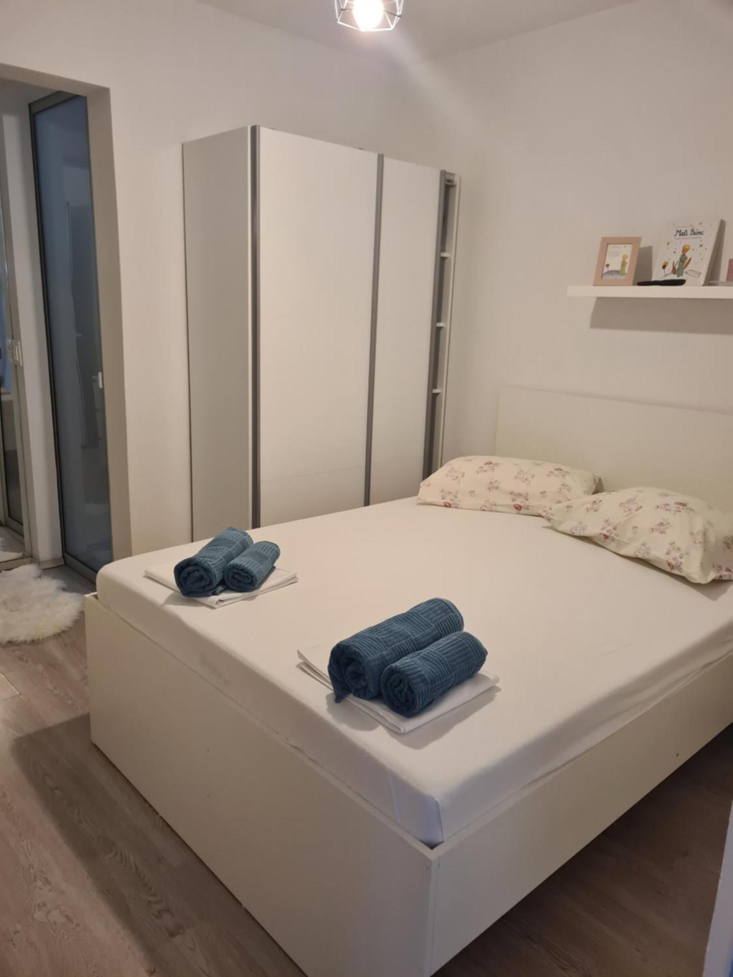 Apartment Mirjana Makarska Ngoại thất bức ảnh