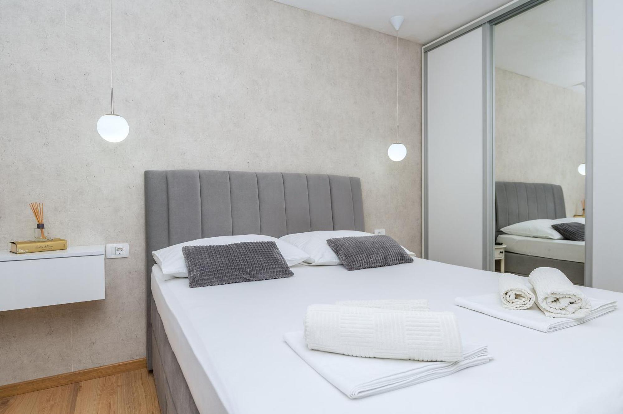 Apartment Mirjana Makarska Ngoại thất bức ảnh