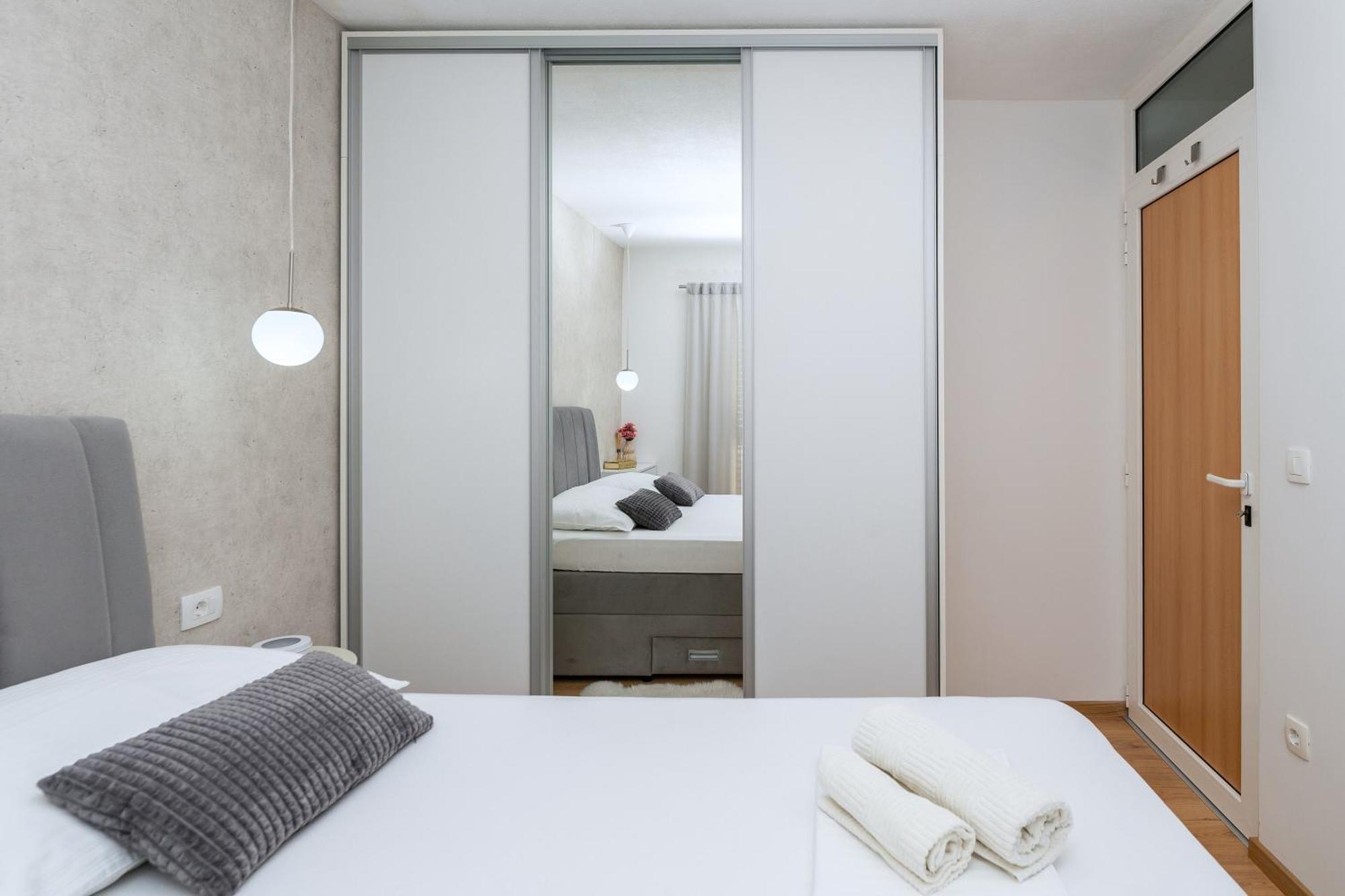 Apartment Mirjana Makarska Ngoại thất bức ảnh