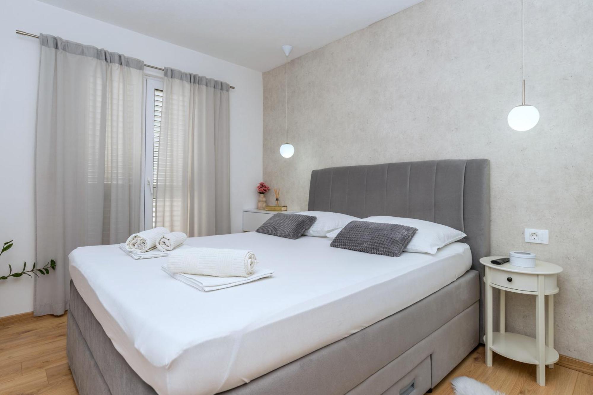 Apartment Mirjana Makarska Ngoại thất bức ảnh