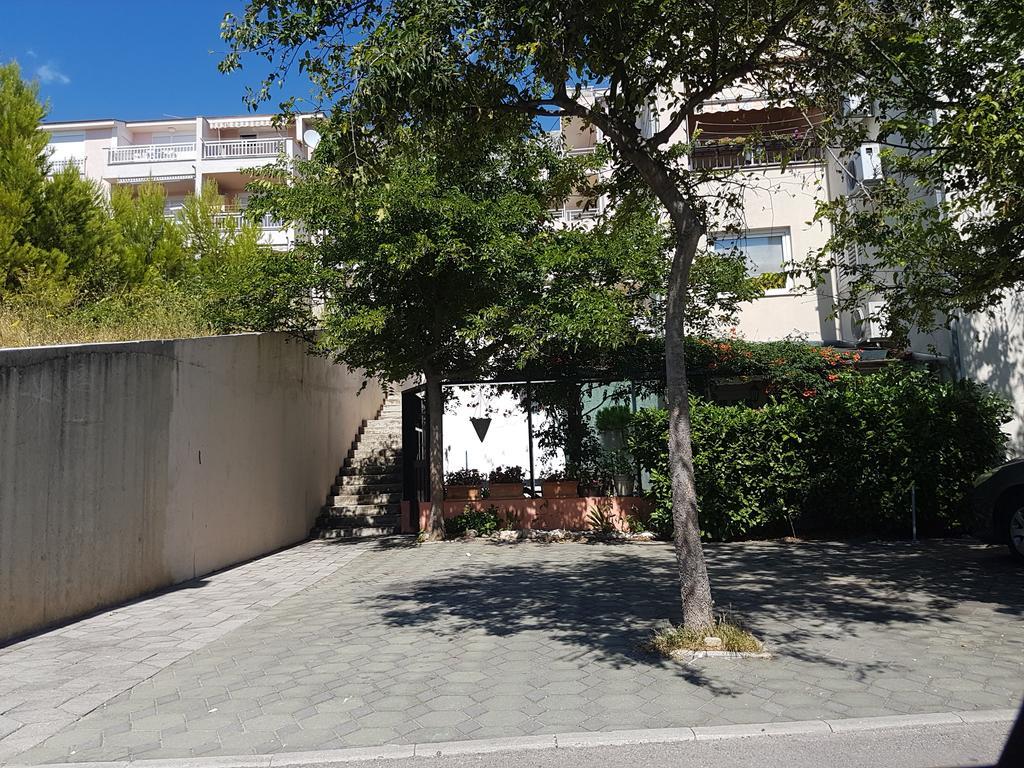 Apartment Mirjana Makarska Ngoại thất bức ảnh